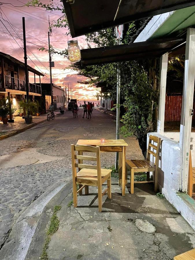 Mango Cafe And Hostel San Juan del Sur Ngoại thất bức ảnh